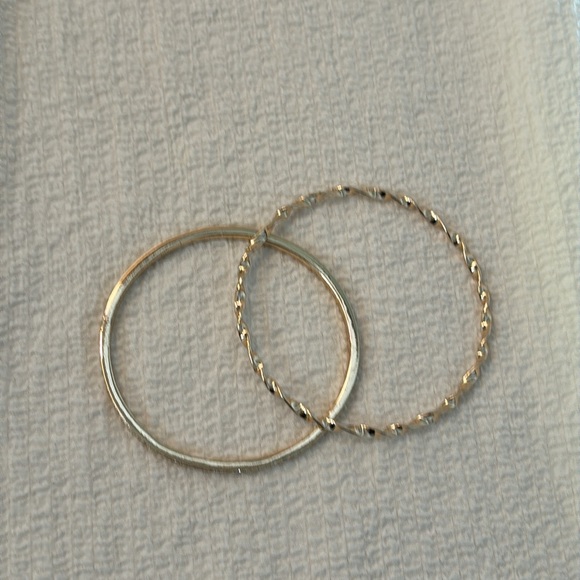 NWOT Set of Anne Klein Bangle Bracelets - Picture 5 of 7